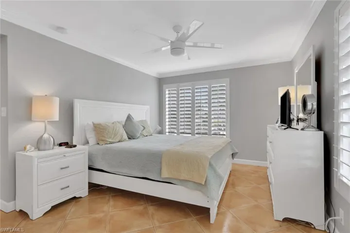 638 7th Ave S B638, Naples, Florida 34102