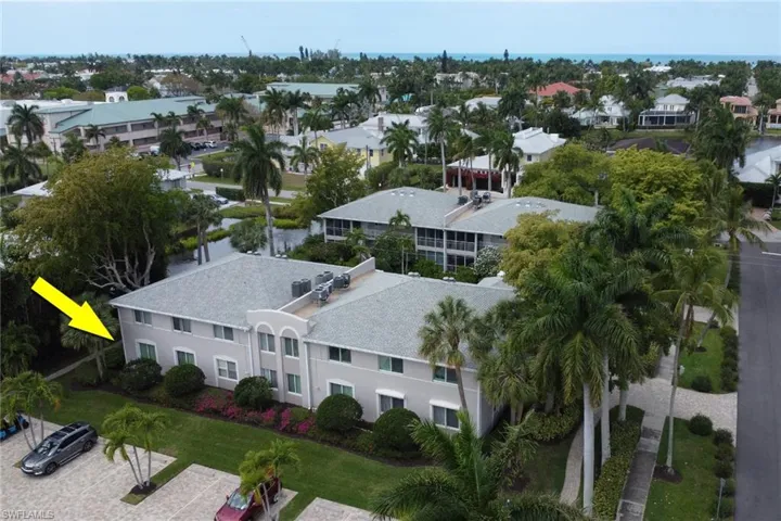 638 7th Ave S B638, Naples, Florida 34102