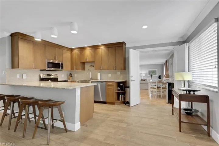 638 7th Ave S B638, Naples, Florida 34102