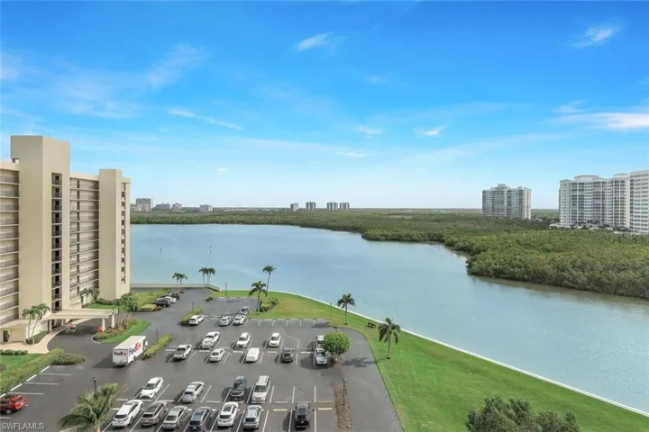 21 Bluebill Ave # 906, Naples Fl 34108