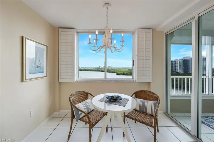 21 Bluebill Ave # 906, Naples Fl 34108