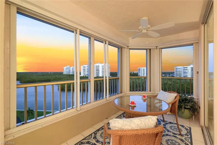 21 Bluebill Ave # 906, Naples Fl 34108