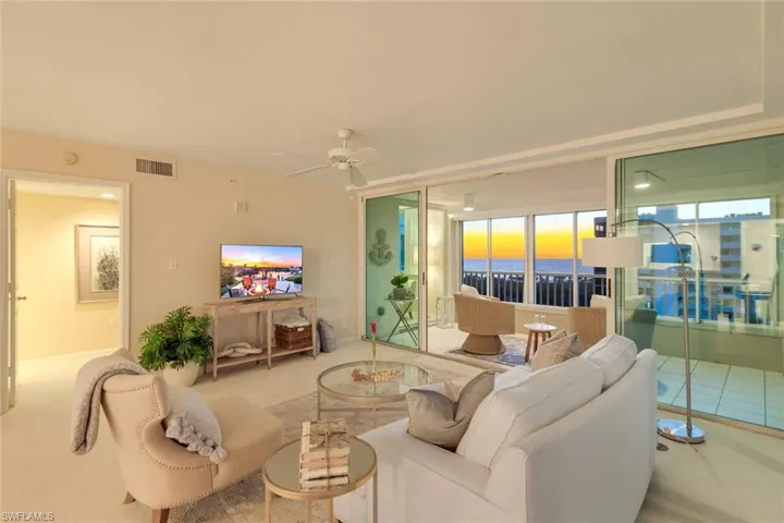 21 Bluebill Ave # 906, Naples Fl 34108