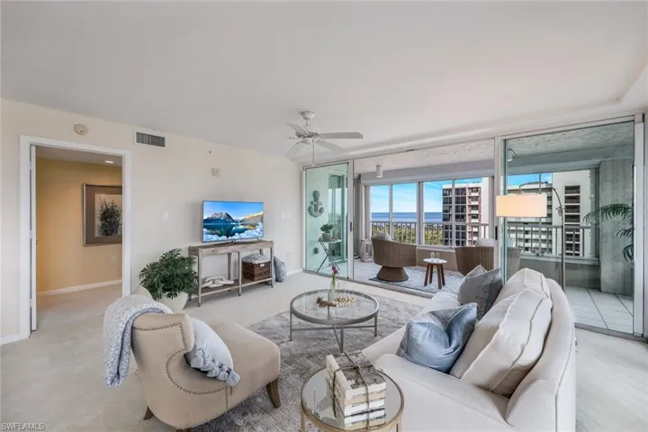 21 Bluebill Ave # 906, Naples Fl 34108