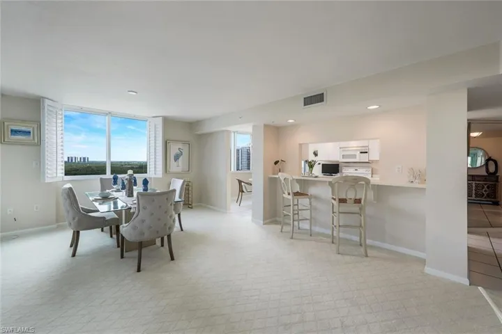 21 Bluebill Ave # 906, Naples Fl 34108