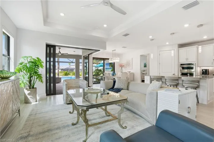 1909 Fresno Ave, Naples, Florida 34120