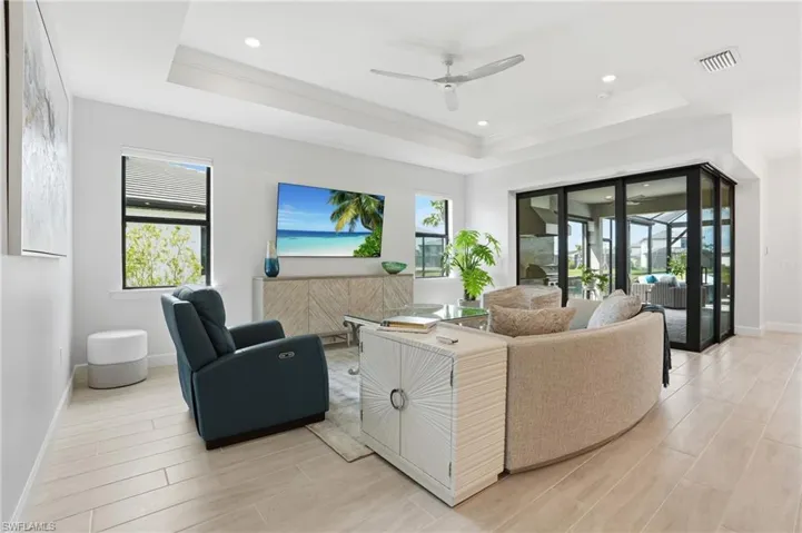 1909 Fresno Ave, Naples, Florida 34120