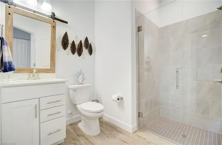 2nd Bathroom/ensuite