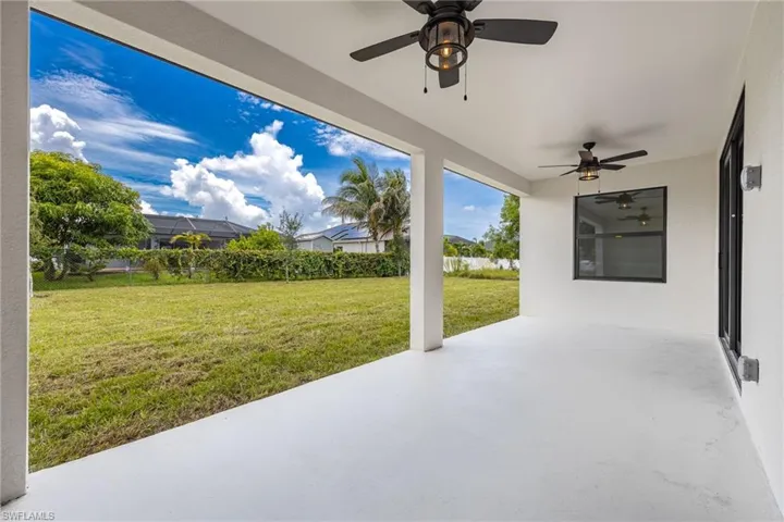 608 Nw 3rd Ln, Cape Coral, Florida 33993
