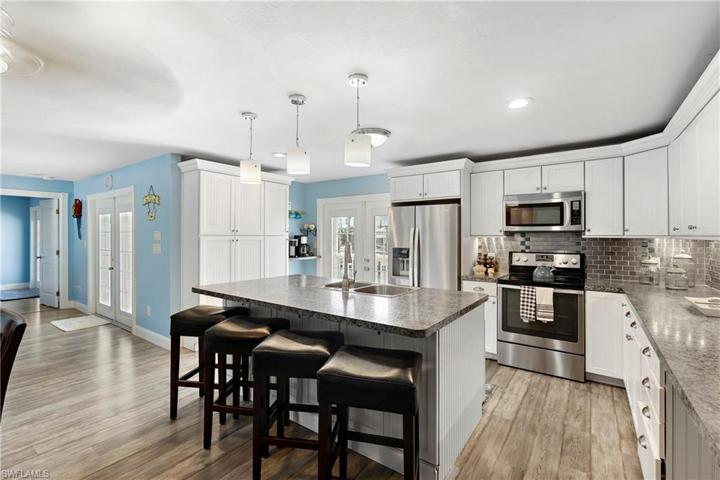 Spacious Kitchen