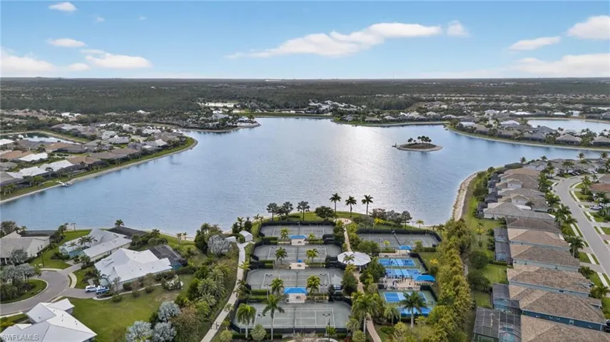 14792  Spinnaker  WAY, Naples, FL 34114