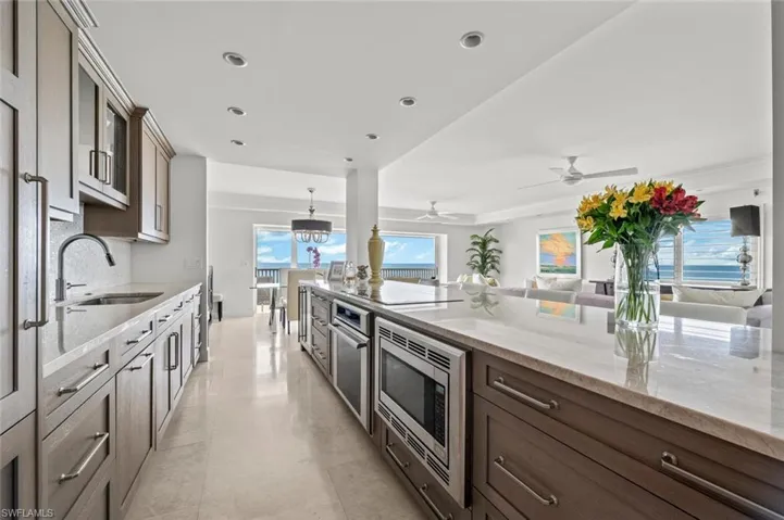 Open Kitchen to living room, dining and family room