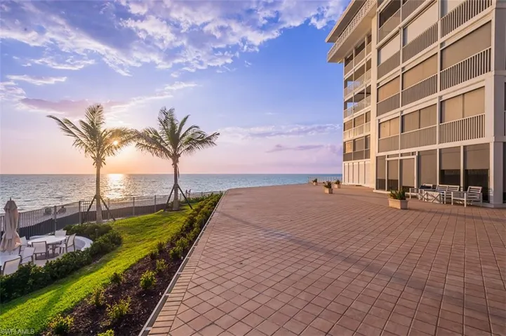 3401  Gulf Shore N BLVD, Naples, FL 34103