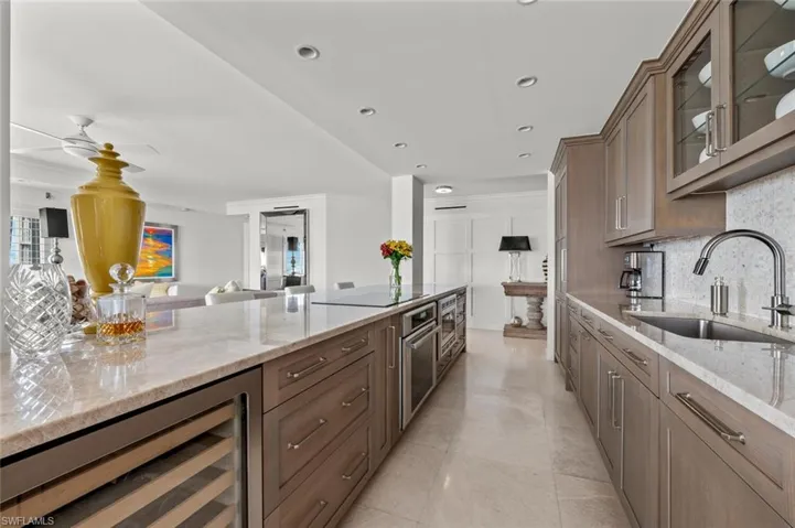 3401  Gulf Shore N BLVD, Naples, FL 34103