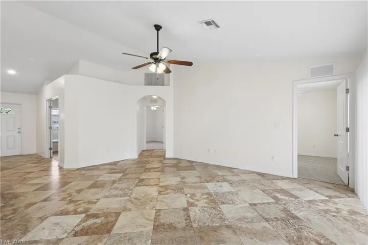 2846 3rd St, Cape Coral, Florida 33993