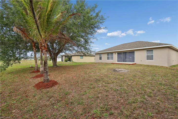 2846 3rd St, Cape Coral, Florida 33993