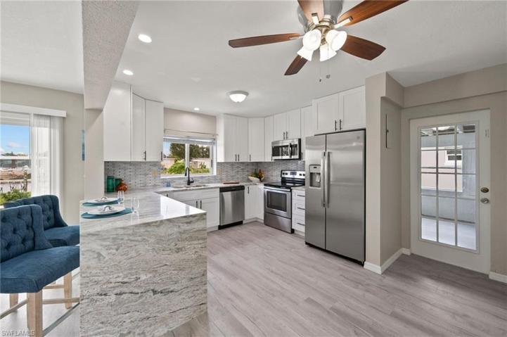 135  Godfrey NE AVE, PORT CHARLOTTE, FL 33952