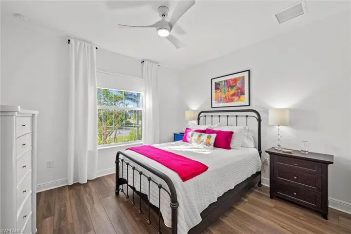 Guest bedroom