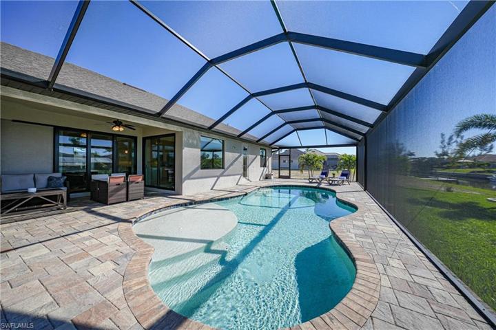 326 SE 29th ST, CAPE CORAL FL 33904