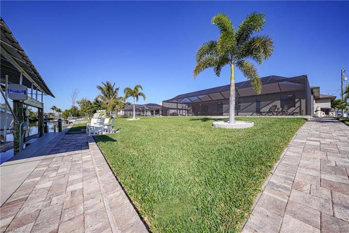 326 SE 29th ST, CAPE CORAL FL 33904