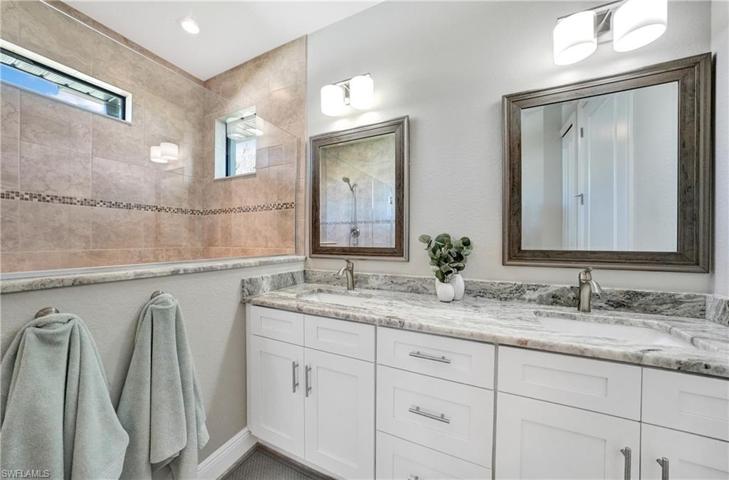 326 SE 29th ST, CAPE CORAL FL 33904