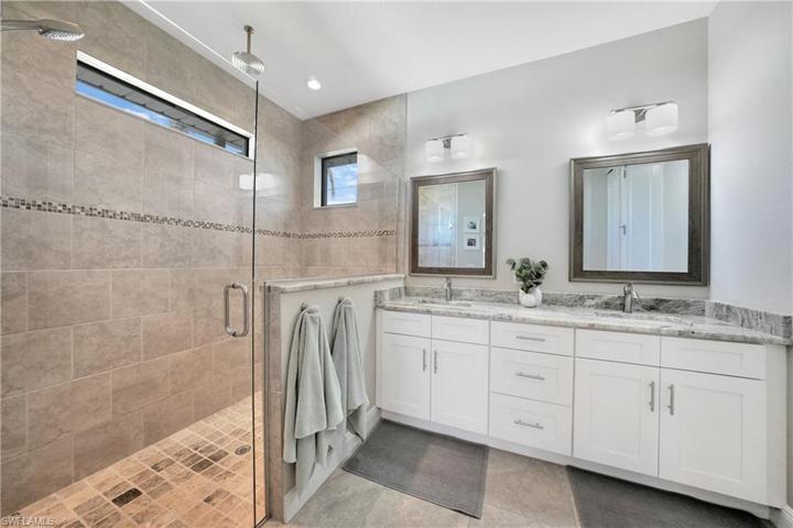 326 SE 29th ST, CAPE CORAL FL 33904