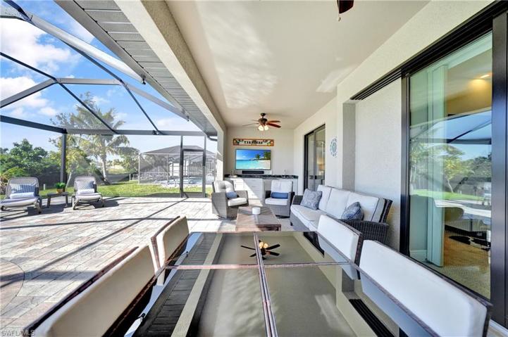 326 SE 29th ST, CAPE CORAL FL 33904