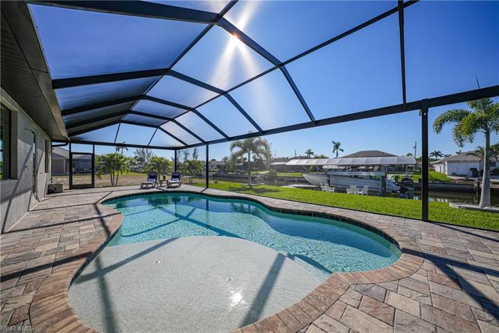 326 SE 29th ST, CAPE CORAL FL 33904