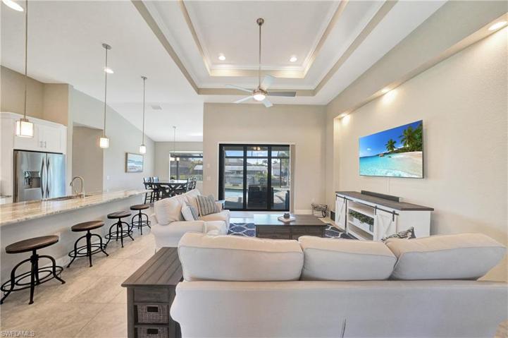 326 SE 29th ST, CAPE CORAL FL 33904