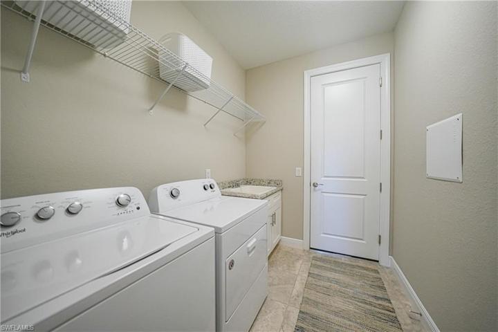326 SE 29th ST, CAPE CORAL FL 33904