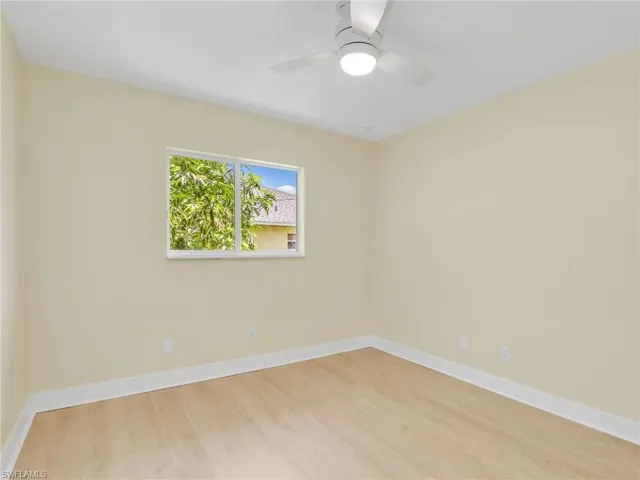 305 16th Pl, Cape Coral, Florida 33990