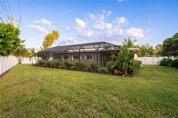 6219  Saint Andrews N CIR, Fort Myers, FL 33919