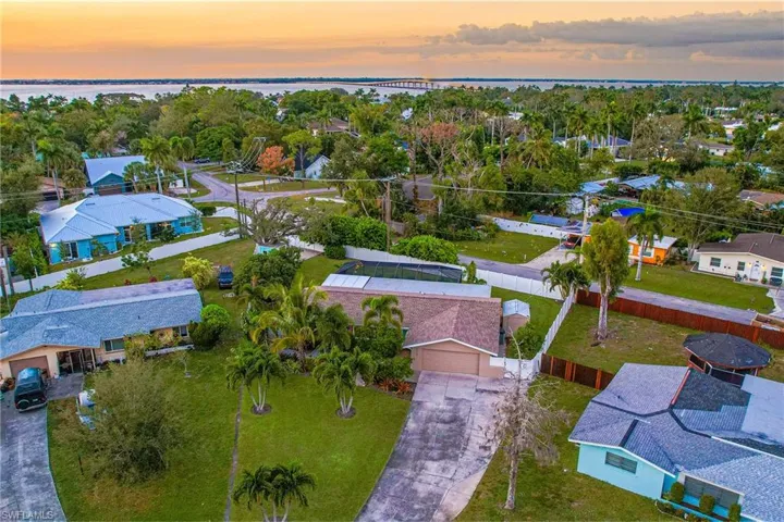 6219  Saint Andrews N CIR, Fort Myers, FL 33919