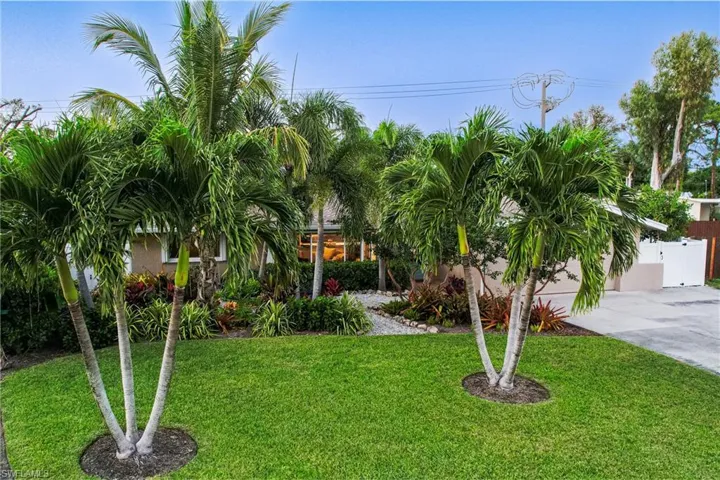 6219  Saint Andrews N CIR, Fort Myers, FL 33919