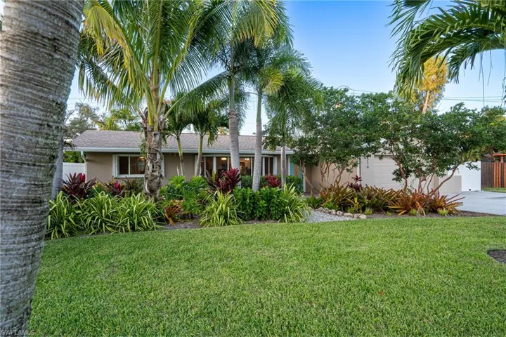 6219  Saint Andrews N CIR, Fort Myers, FL 33919