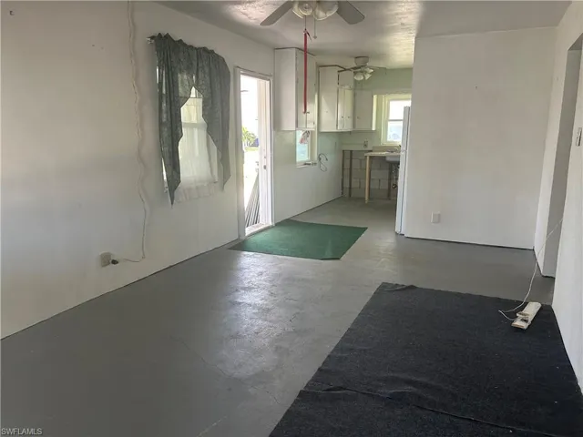 Foyer entrance concrete flooring