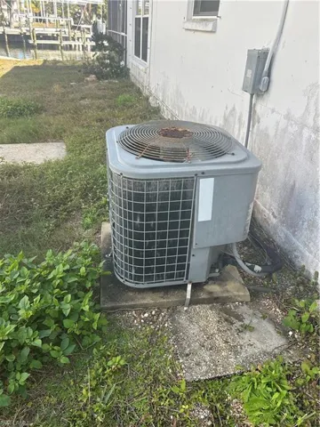 Exterior view of a cooling unit