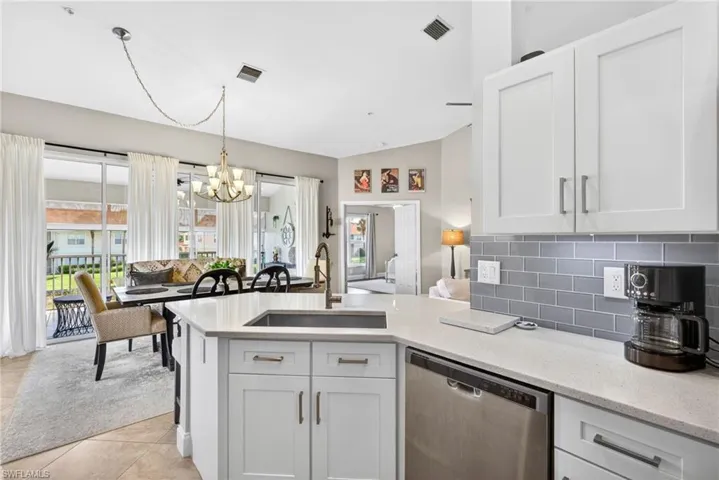 5135 Cobble Creek Ct 201, Naples, Florida 34110