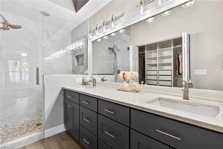 5135 Cobble Creek Ct 201, Naples, Florida 34110