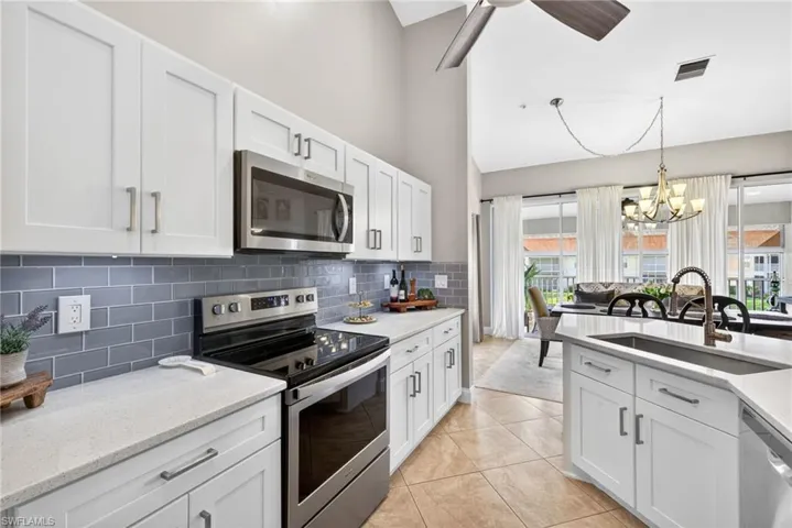 5135 Cobble Creek Ct 201, Naples, Florida 34110