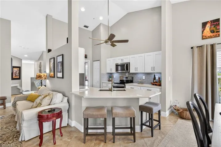 5135 Cobble Creek Ct 201, Naples, Florida 34110