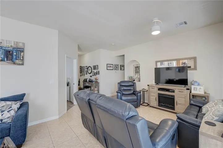 105 Eric Ave N, Lehigh Acres, Florida 33971