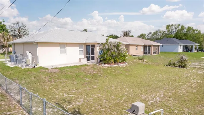 105 Eric Ave N, Lehigh Acres, Florida 33971