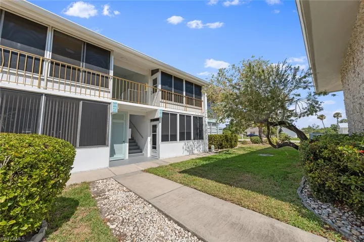 402 SE 42nd  TER, Cape Coral, FL 33904