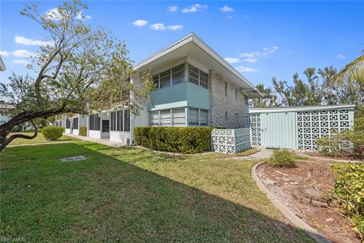 402 SE 42nd  TER, Cape Coral, FL 33904