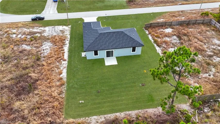 Aerial view of property and surrounding area