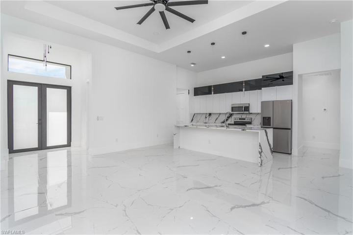 831 NE 11TH  TER, Cape Coral, FL 33909