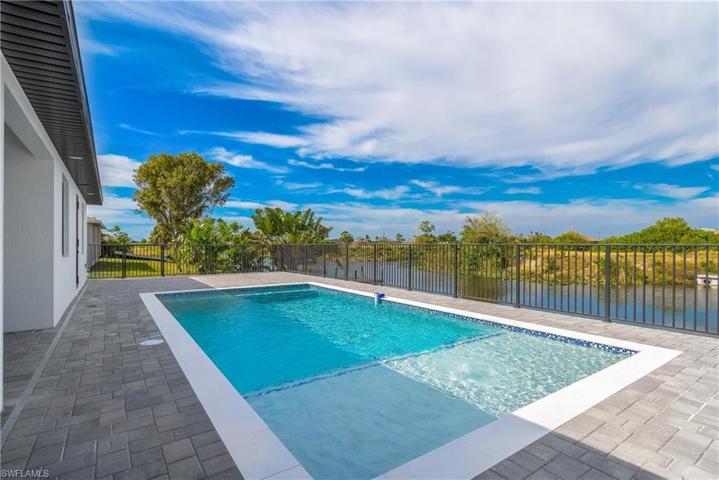831 NE 11TH  TER, Cape Coral, FL 33909