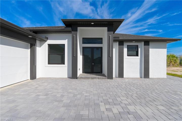 831 NE 11TH  TER, Cape Coral, FL 33909