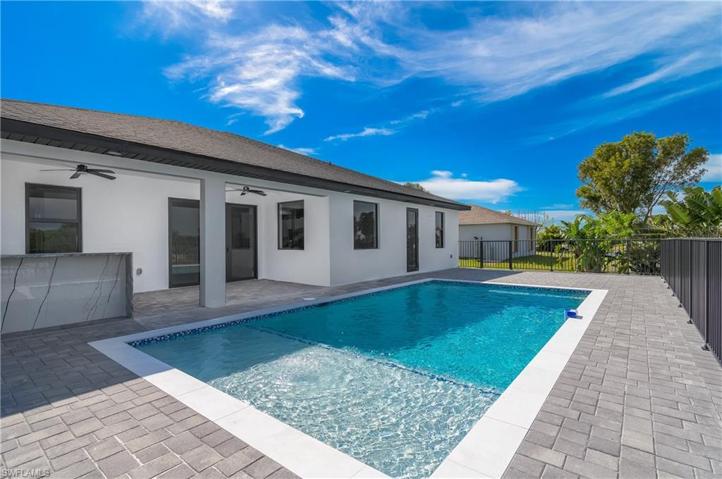831 NE 11TH  TER, Cape Coral, FL 33909